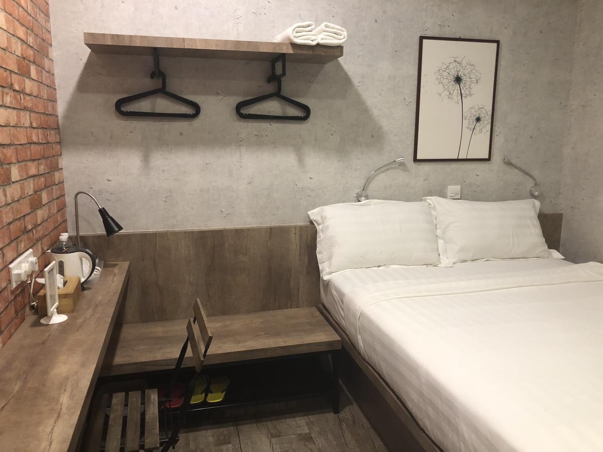 Хостел Cube Bed Station & Tours Sdn Bhd Семпорна Экстерьер фото